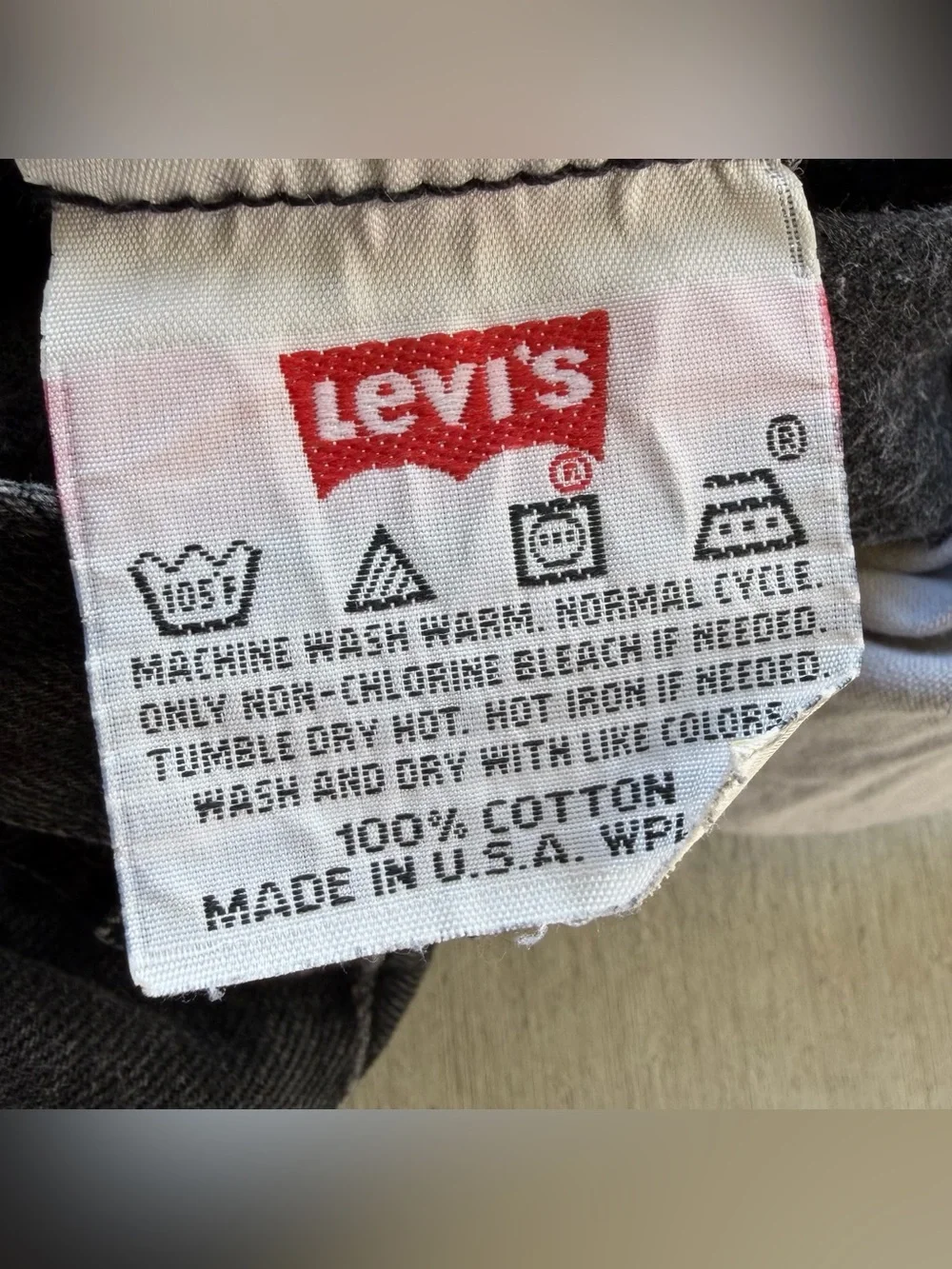 Vintage Levi’s 501 Jeans Made In USA Button Fly Black Hidden Rivets